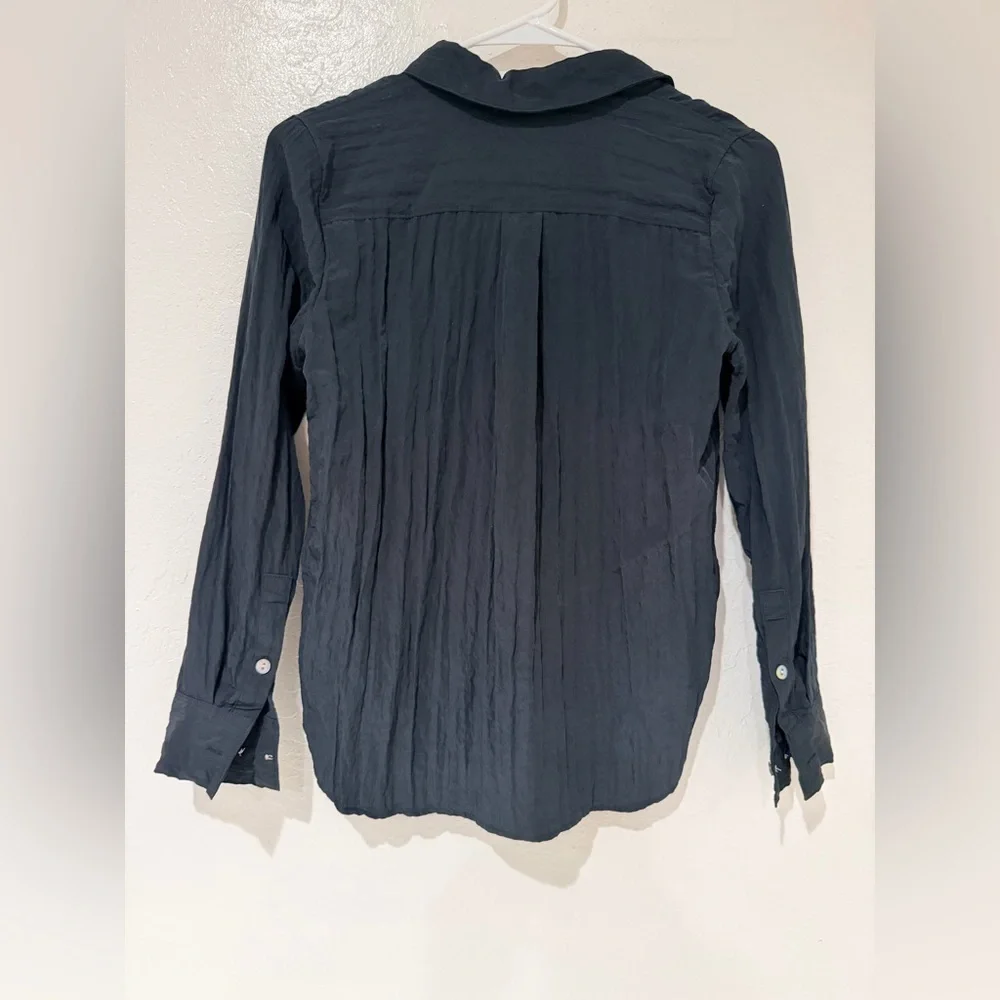 Madewell Black Crinkled Button Up Shirt Size XS
